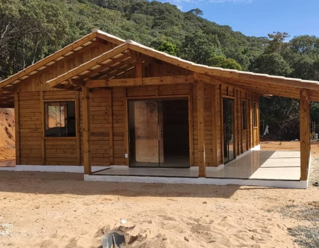 Construções e projetos de casas e chalés de madeira no Sul de Minas Gerais  » EcoMorada Kit Chales Aframe